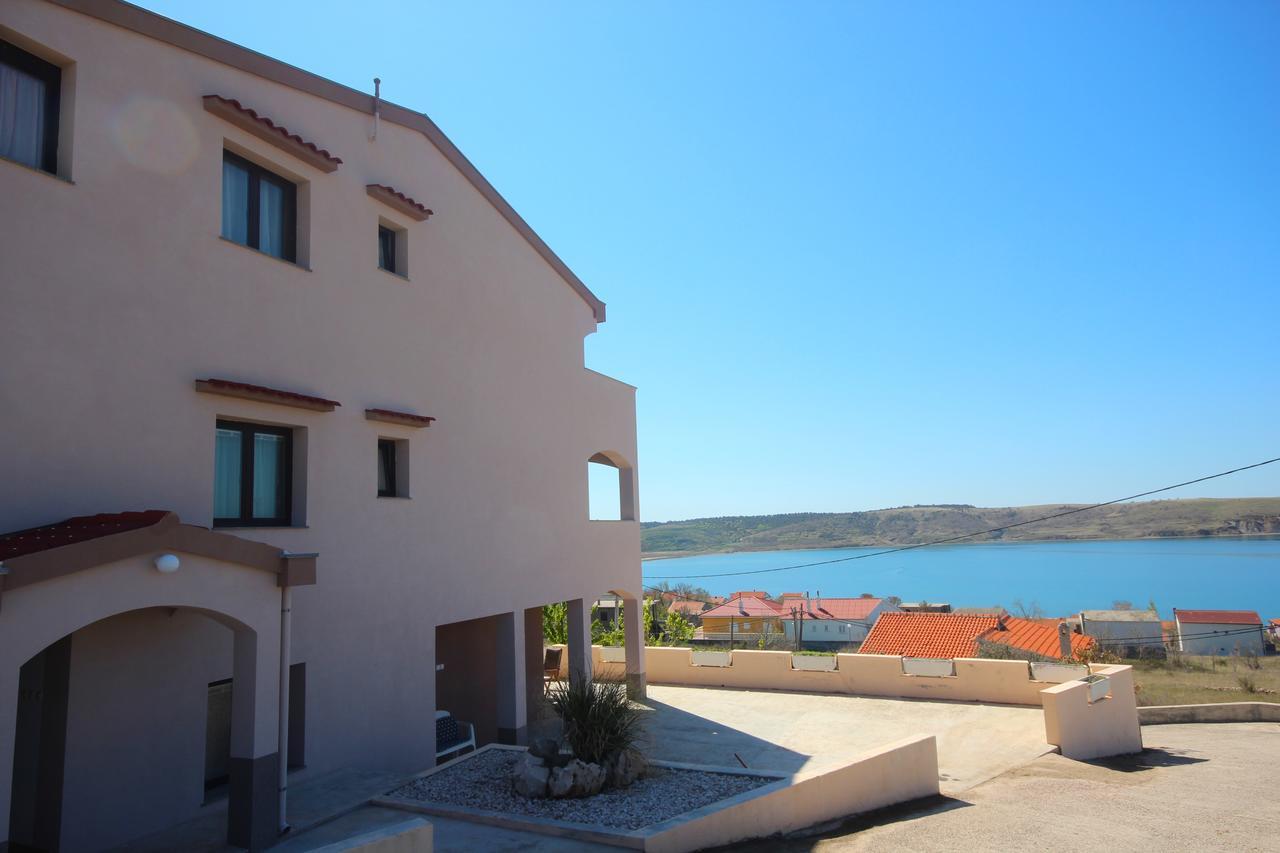 Apartment Njaco Ražanac